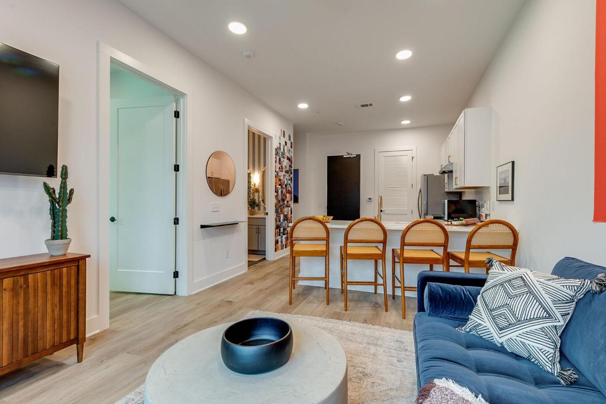 Holiday home - 815 Main St Unit 203