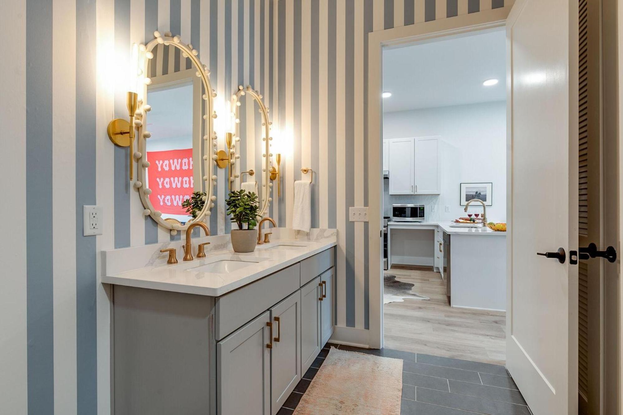 Holiday home - 815 Main St Unit 203
